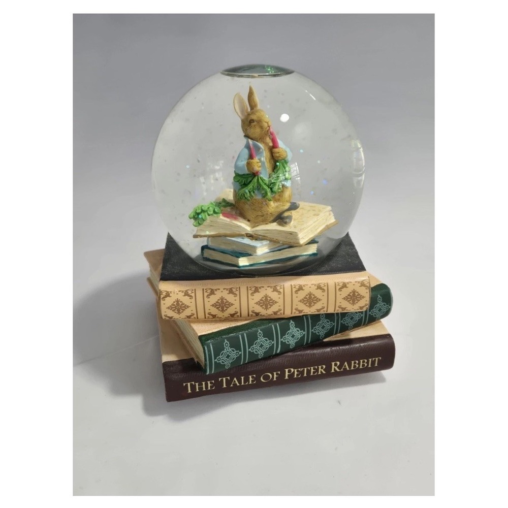 2010 Frederick Warne Tale of Peter Rabbit Ode to Joy Snow Globe Beatrix Potter‎